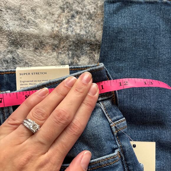 Universal Thread Super Stretch High Rise Skinny Jeans Ripped Distressed Women 00 - Picture 7 of 9